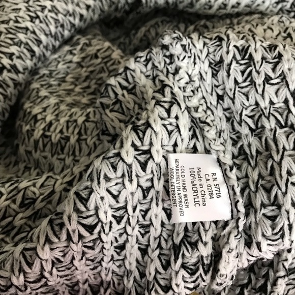 Papillon Gray White Knit Cowl Neck Pull-on Vest XL - Picture 8 of 8